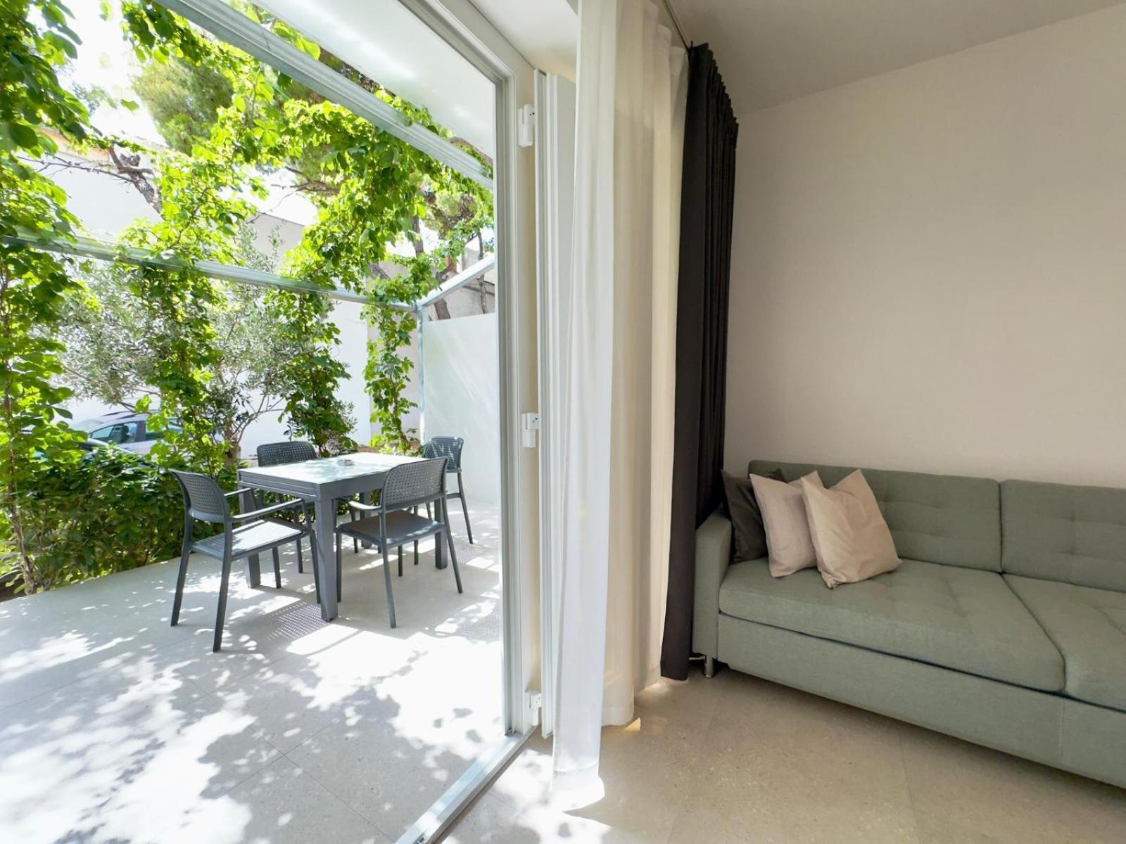 17 Pines Premium Apartment