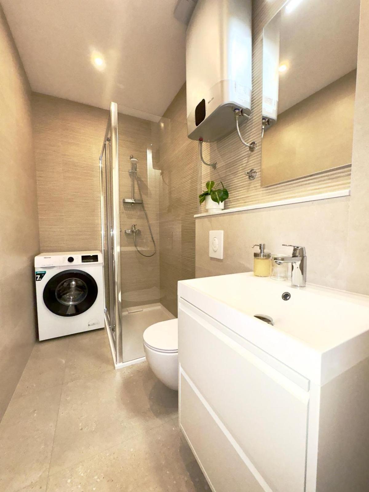 Apartment 17 Pines Premium